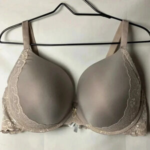 TORRID CURVES WO SIZE 46DD TAUPE WITH LACE OVERLAY WIDE BACK BAND ADJUST STRAPS